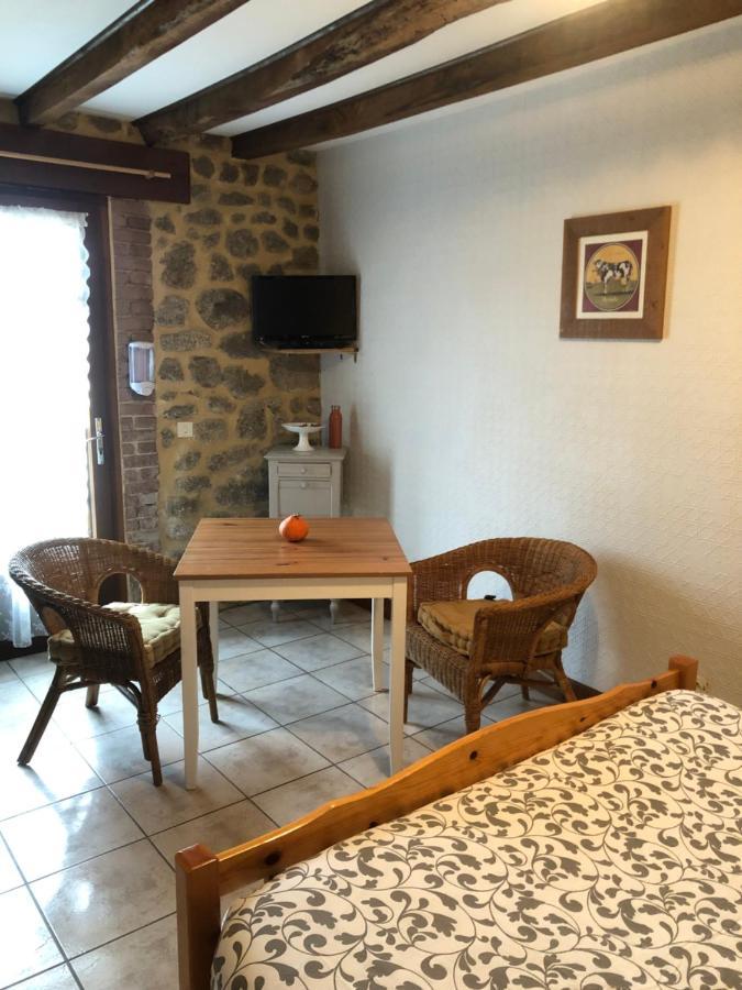 Maison D'Hotes Ourdeaux Et Gite Chez Rouchon Alleyrat  Buitenkant foto